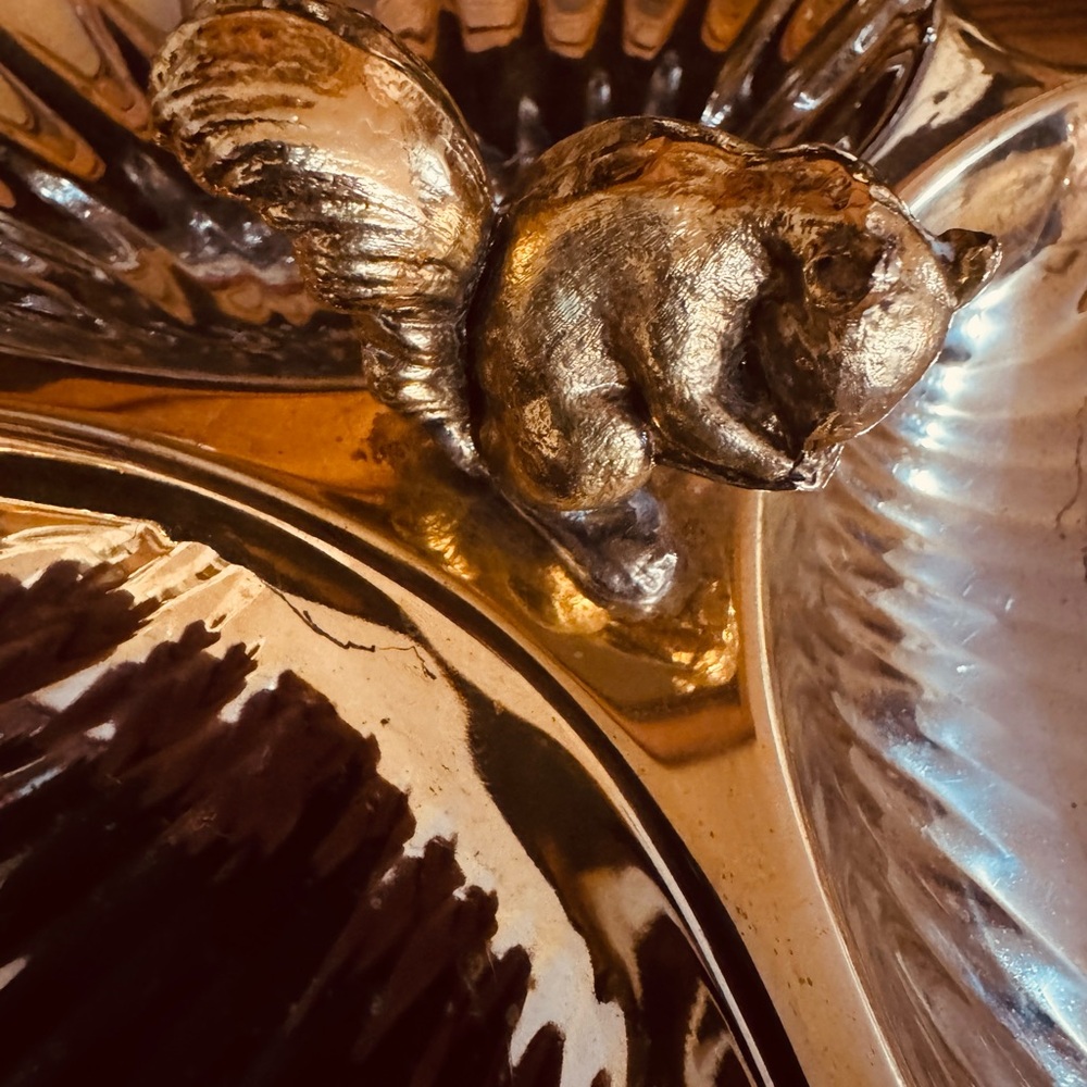 Squirrel Gold 3 part Shell-Shaped Serving Dish - Picture 2 of 5